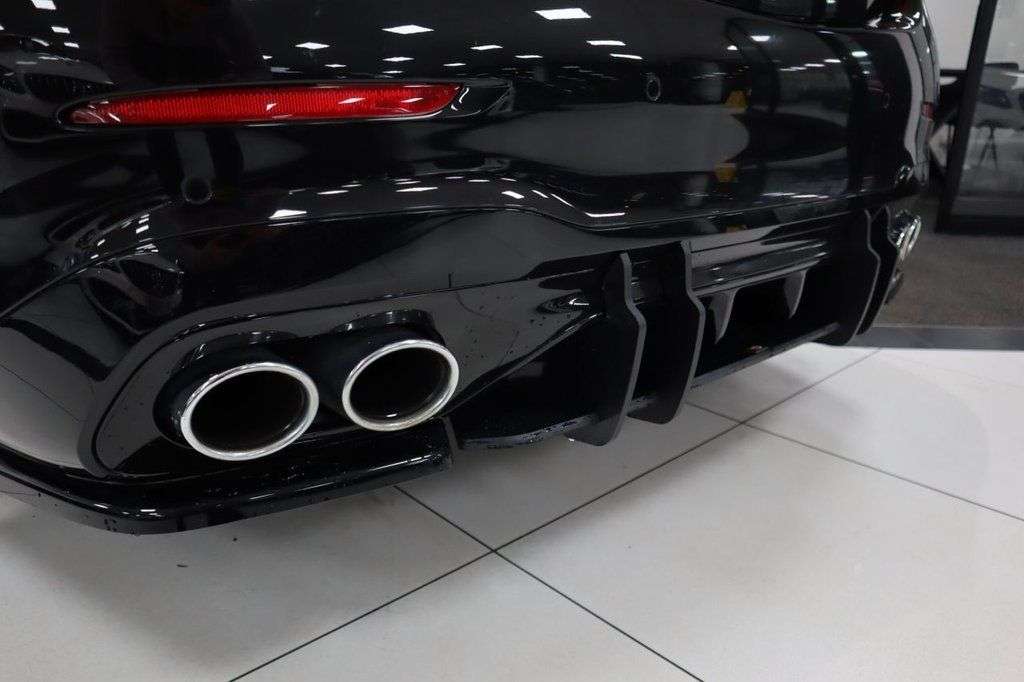 null MERCEDES-BENZ C-CLASS null MERCEDES-BENZ C-CLASS