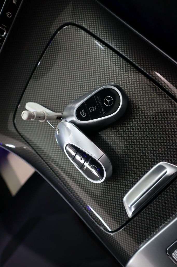 null MERCEDES-BENZ C-CLASS null MERCEDES-BENZ C-CLASS