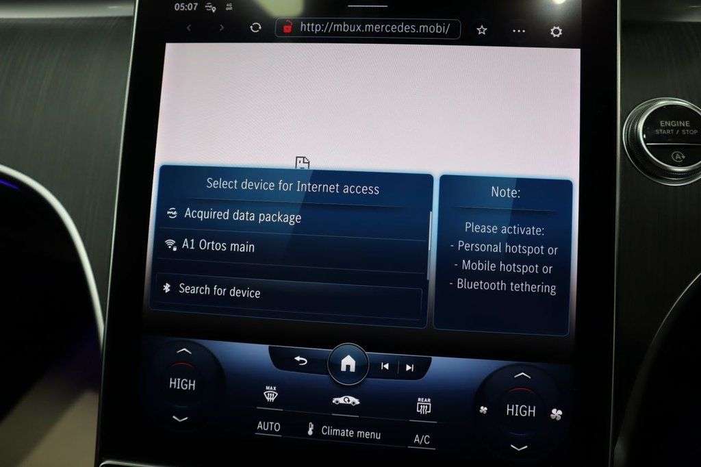 null MERCEDES-BENZ C-CLASS null MERCEDES-BENZ C-CLASS