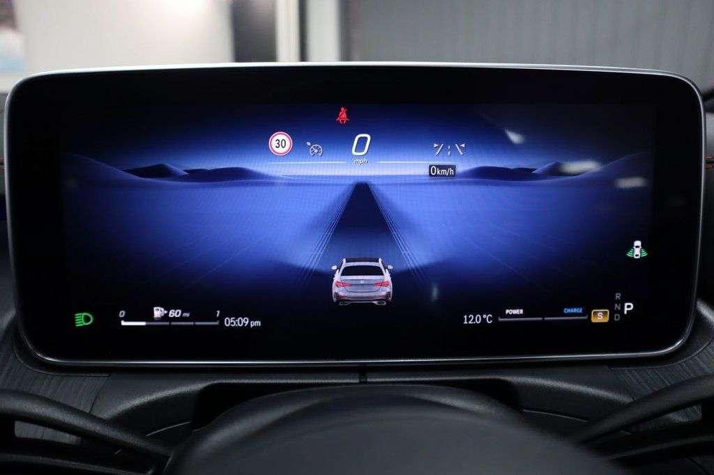 null MERCEDES-BENZ C-CLASS null MERCEDES-BENZ C-CLASS