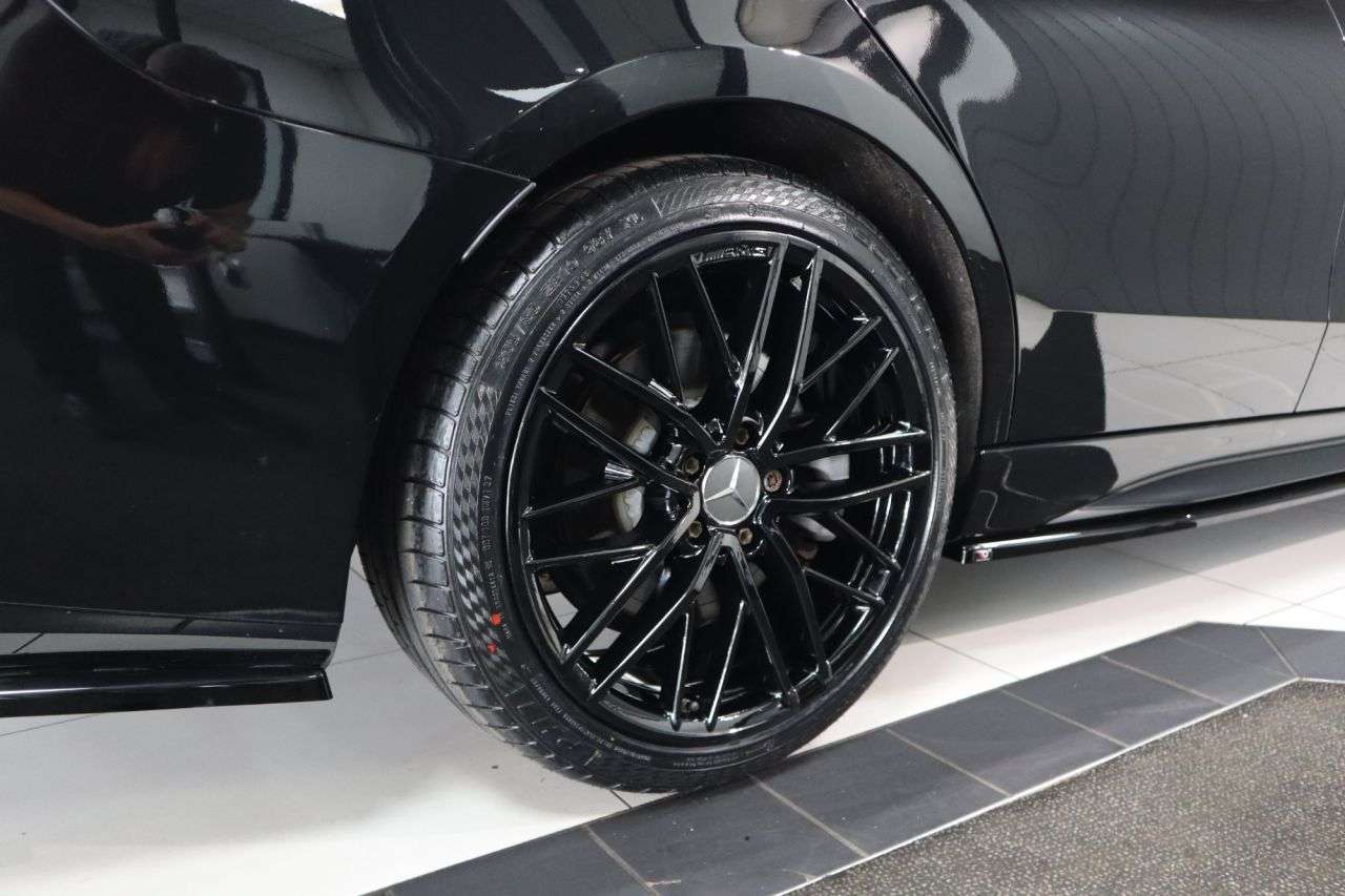 null MERCEDES-BENZ C-CLASS null MERCEDES-BENZ C-CLASS