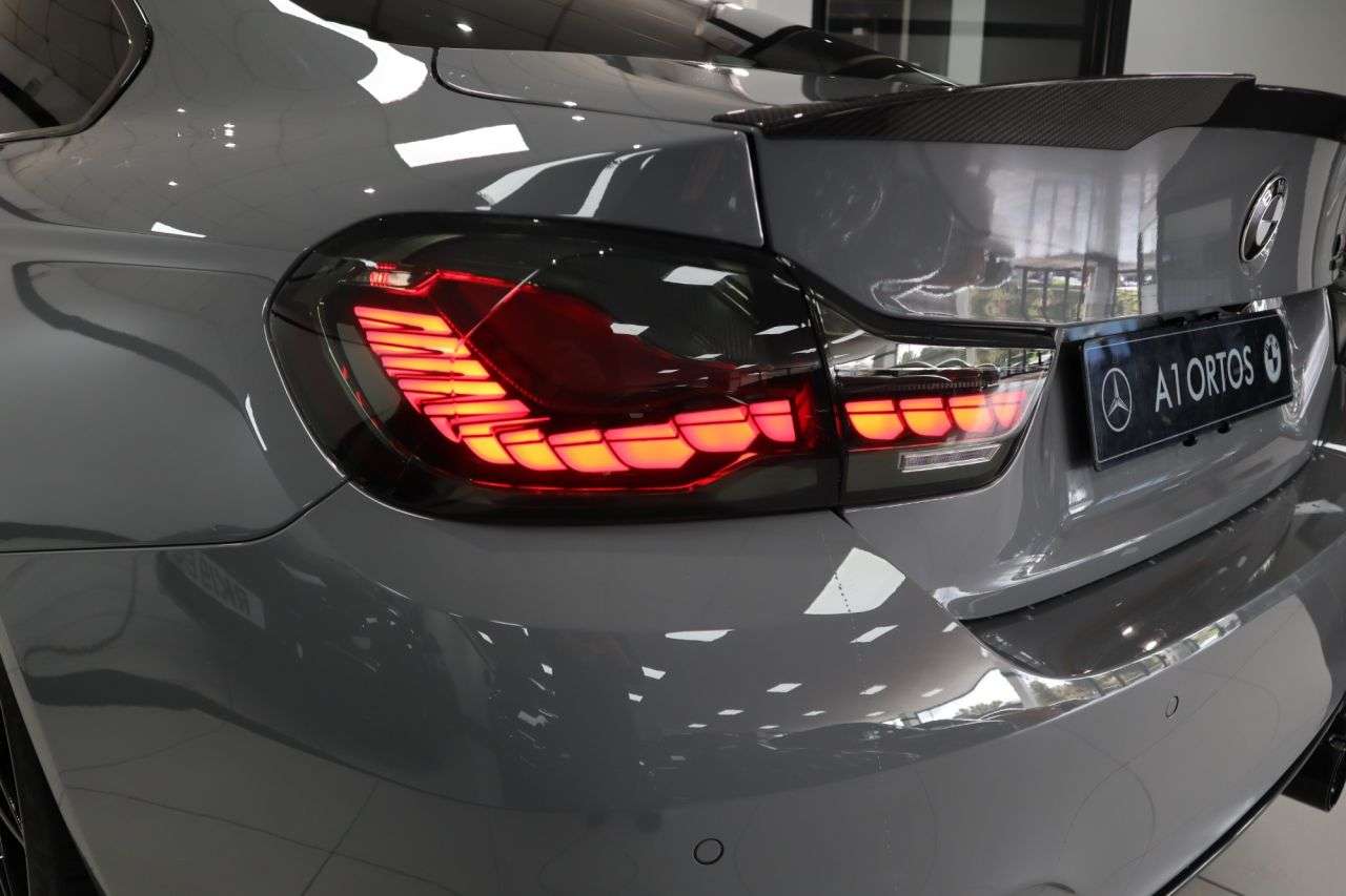 2018 BMW M4 2018 BMW M4