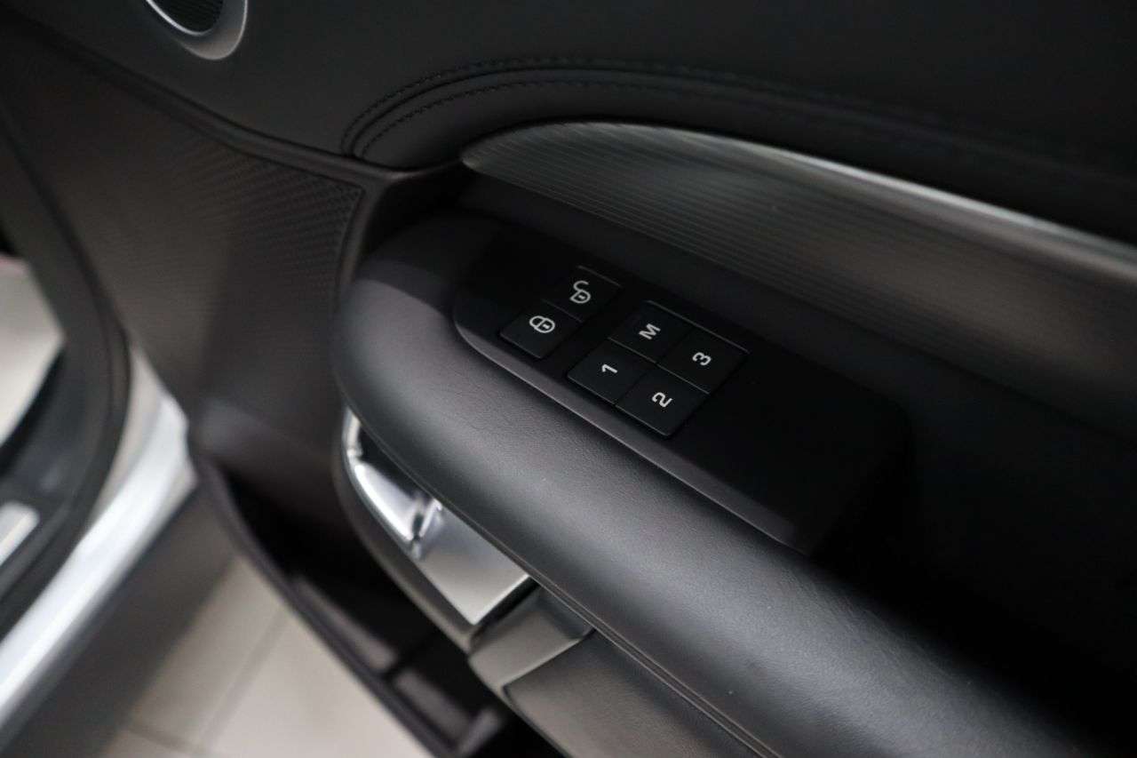 2018 LAND ROVER DISCOVERY 2018 LAND ROVER DISCOVERY