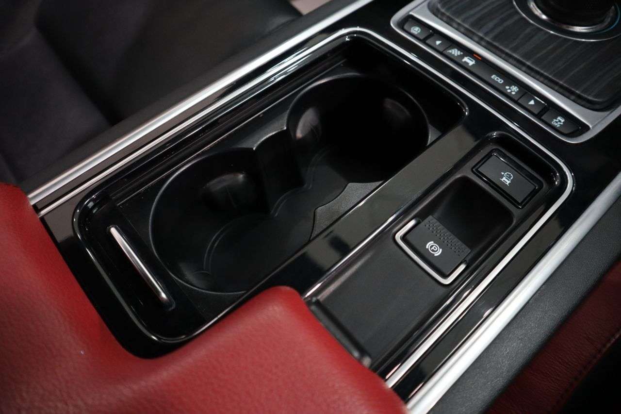 2017 JAGUAR XF 2017 JAGUAR XF