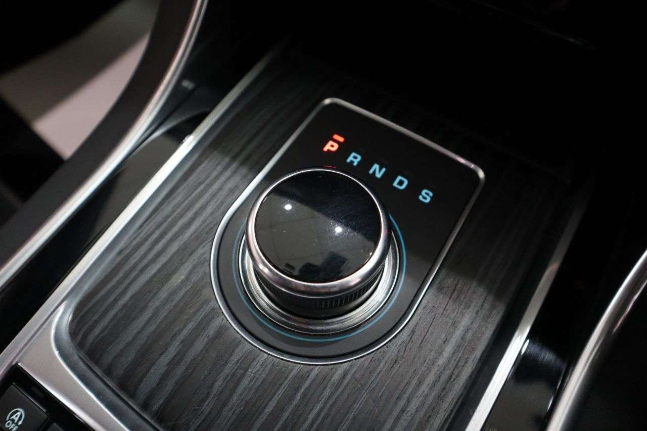 2017 JAGUAR XF 2017 JAGUAR XF