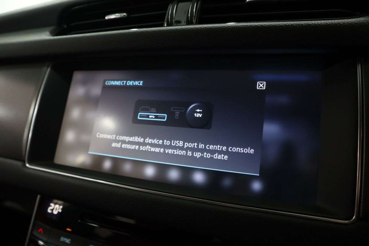 2017 JAGUAR XF 2017 JAGUAR XF