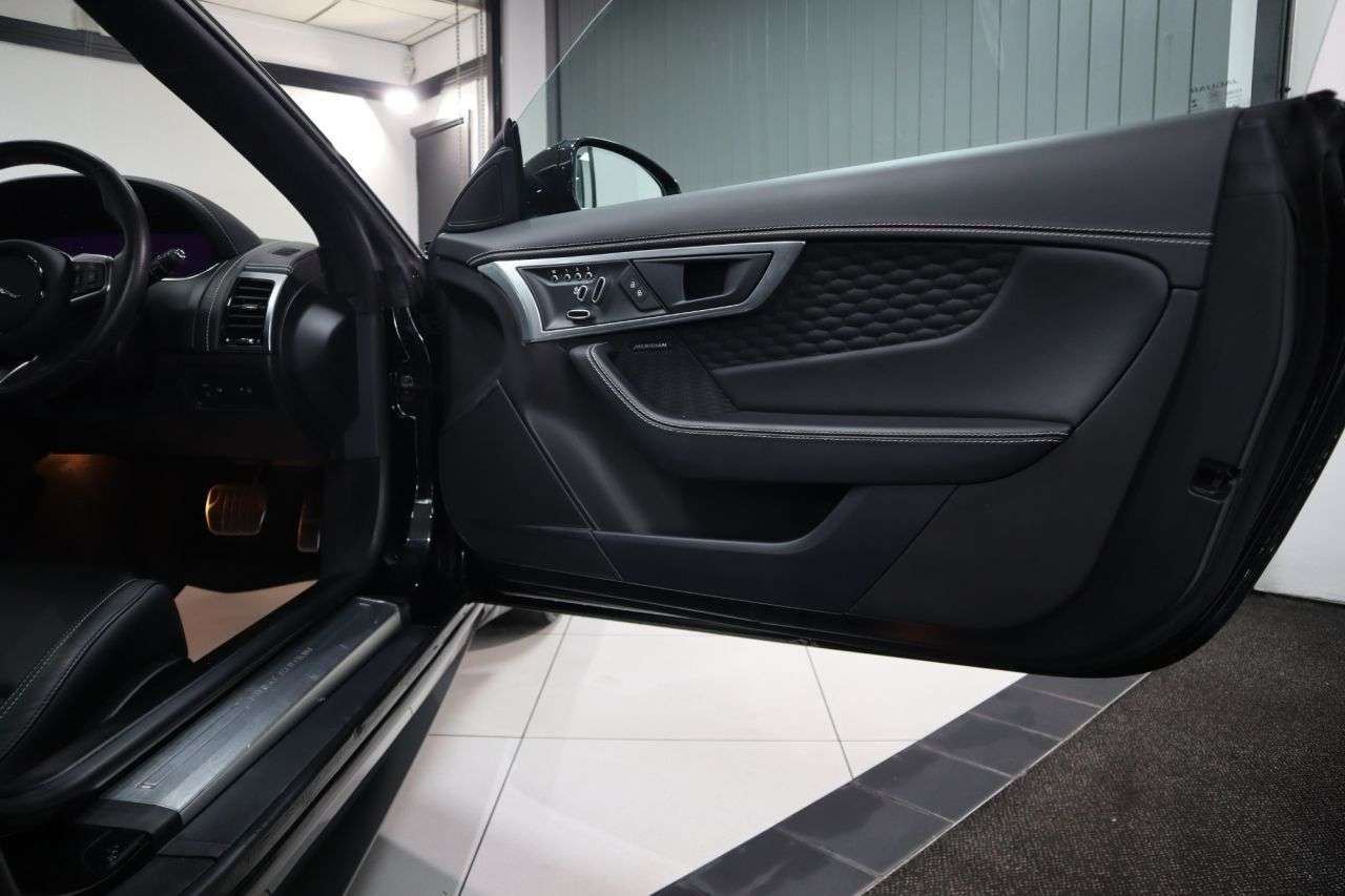 2021 JAGUAR F-TYPE 2021 JAGUAR F-TYPE