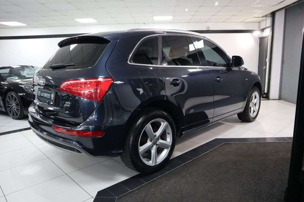 2012 AUDI Q5 2012 AUDI Q5