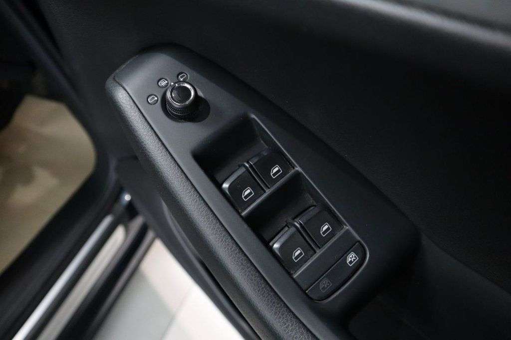 2012 AUDI Q5 2012 AUDI Q5