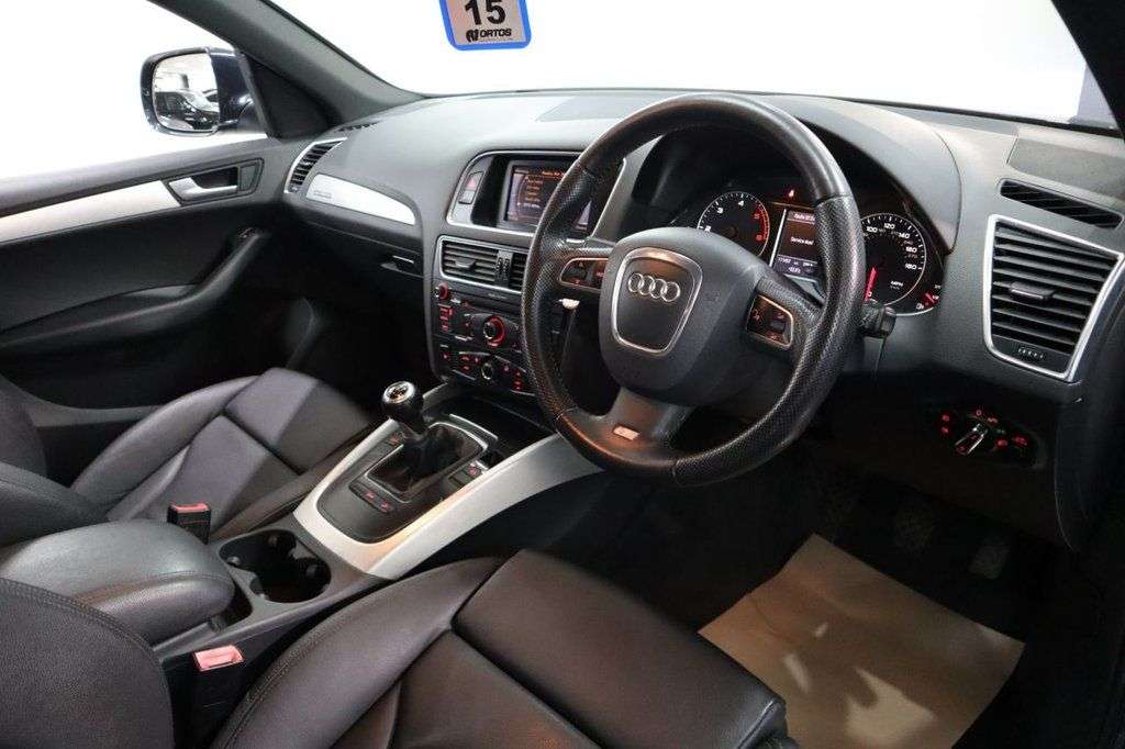 2012 AUDI Q5 2012 AUDI Q5