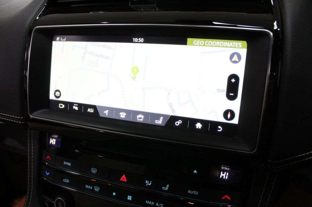 2018 JAGUAR F-PACE 2018 JAGUAR F-PACE