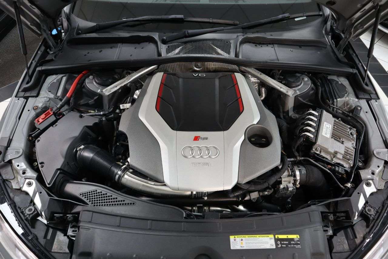 2018 AUDI RS4 AVANT 2018 AUDI RS4 AVANT