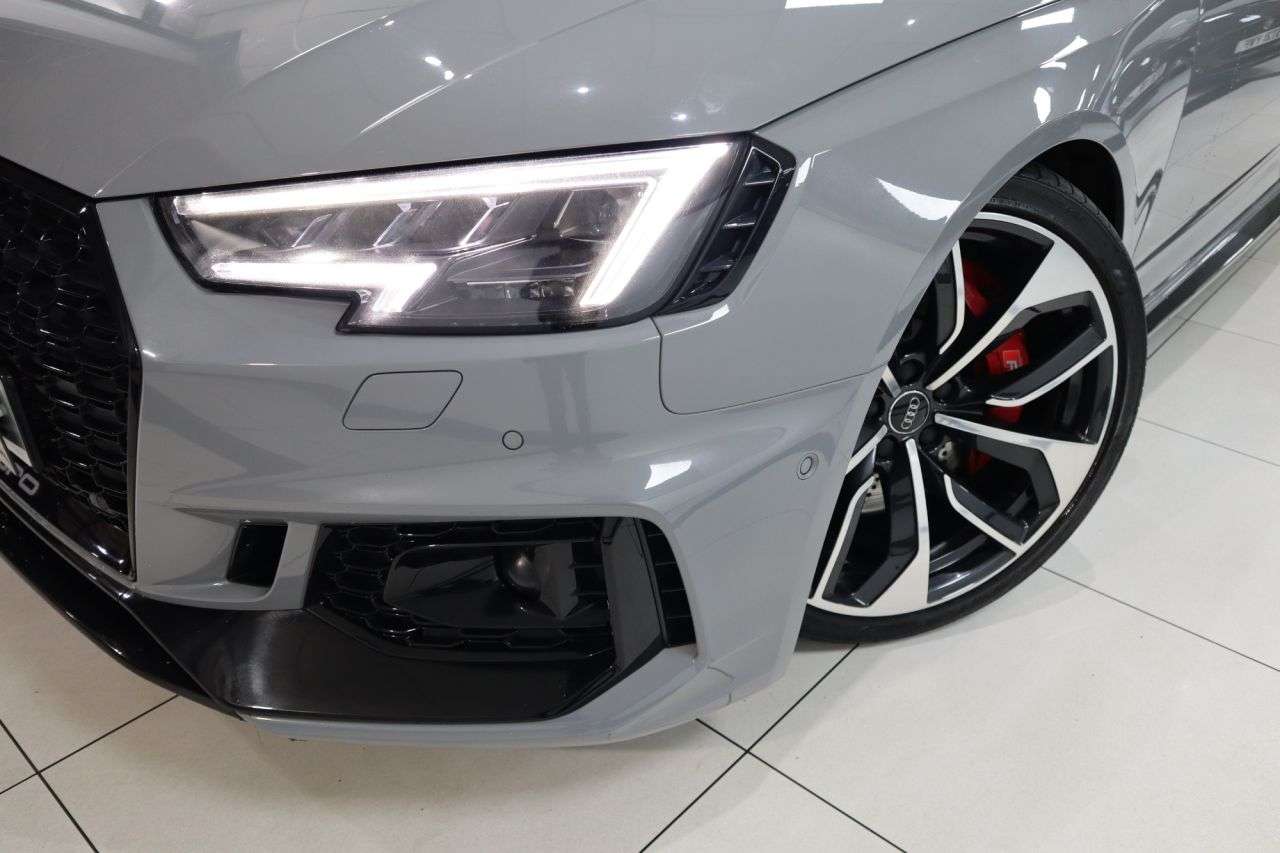 2018 AUDI RS4 AVANT 2018 AUDI RS4 AVANT