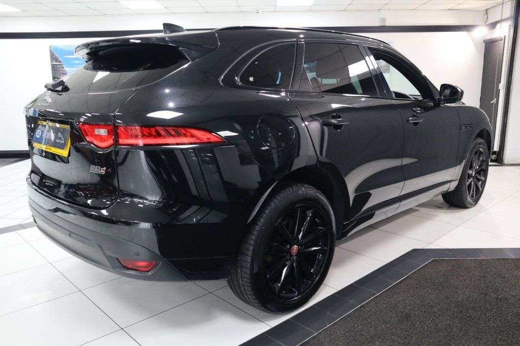 2019 JAGUAR F-PACE 2019 JAGUAR F-PACE