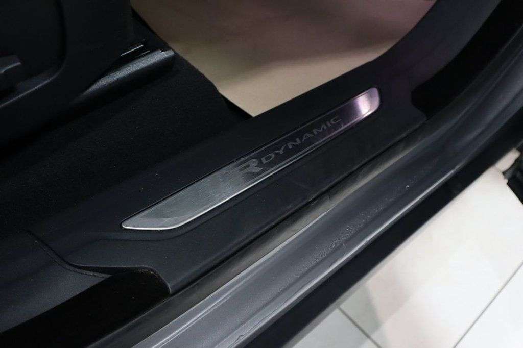 2018 LAND ROVER RANGE ROVER VELAR 2018 LAND ROVER RANGE ROVER VELAR