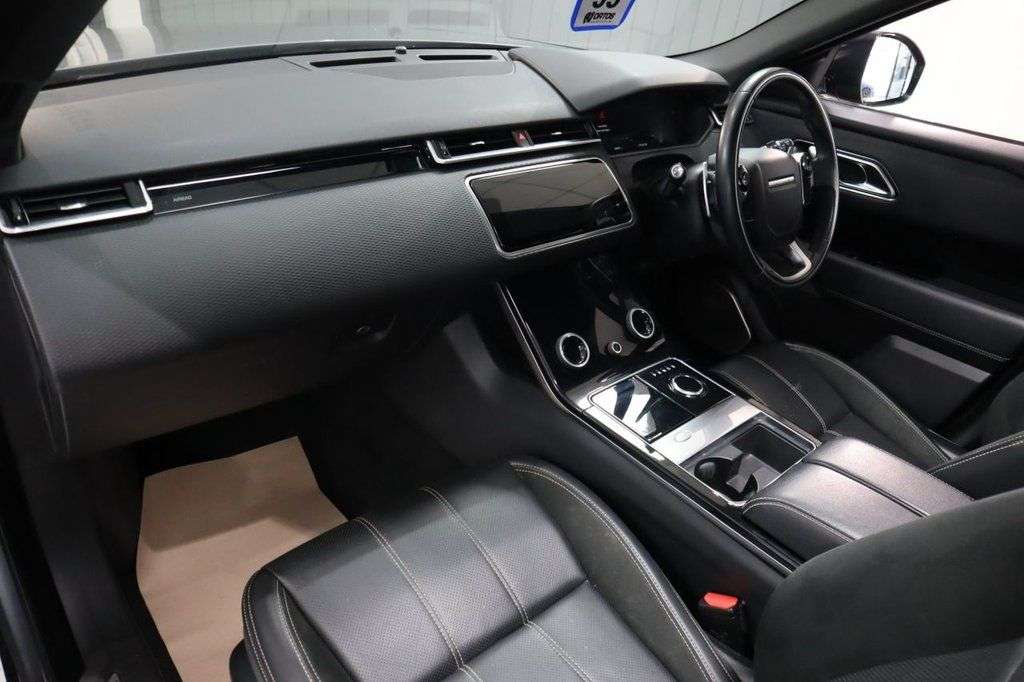 2018 LAND ROVER RANGE ROVER VELAR 2018 LAND ROVER RANGE ROVER VELAR