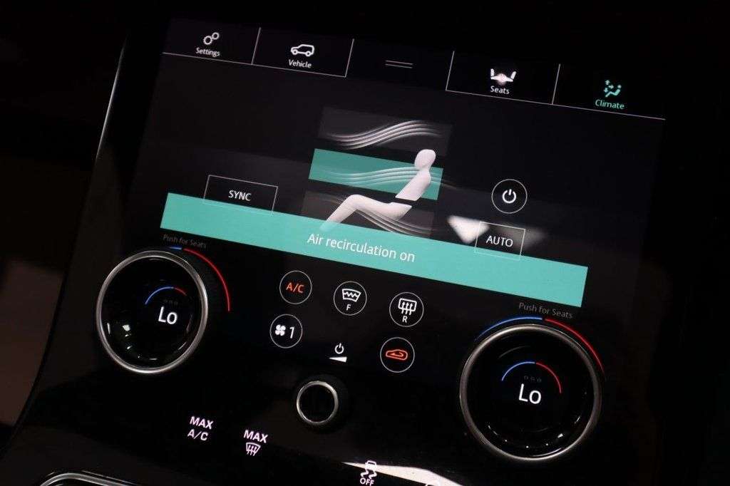 2018 LAND ROVER RANGE ROVER VELAR 2018 LAND ROVER RANGE ROVER VELAR