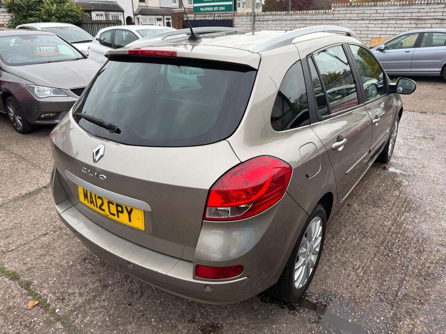 2012 RENAULT CLIO 2012 RENAULT CLIO