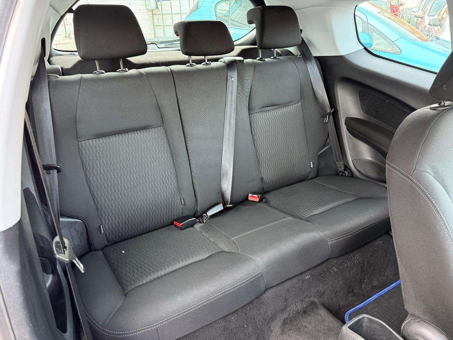 2016 PEUGEOT 208 2016 PEUGEOT 208