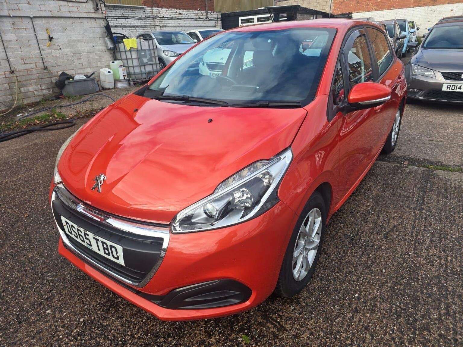 2015 PEUGEOT 208 2015 PEUGEOT 208