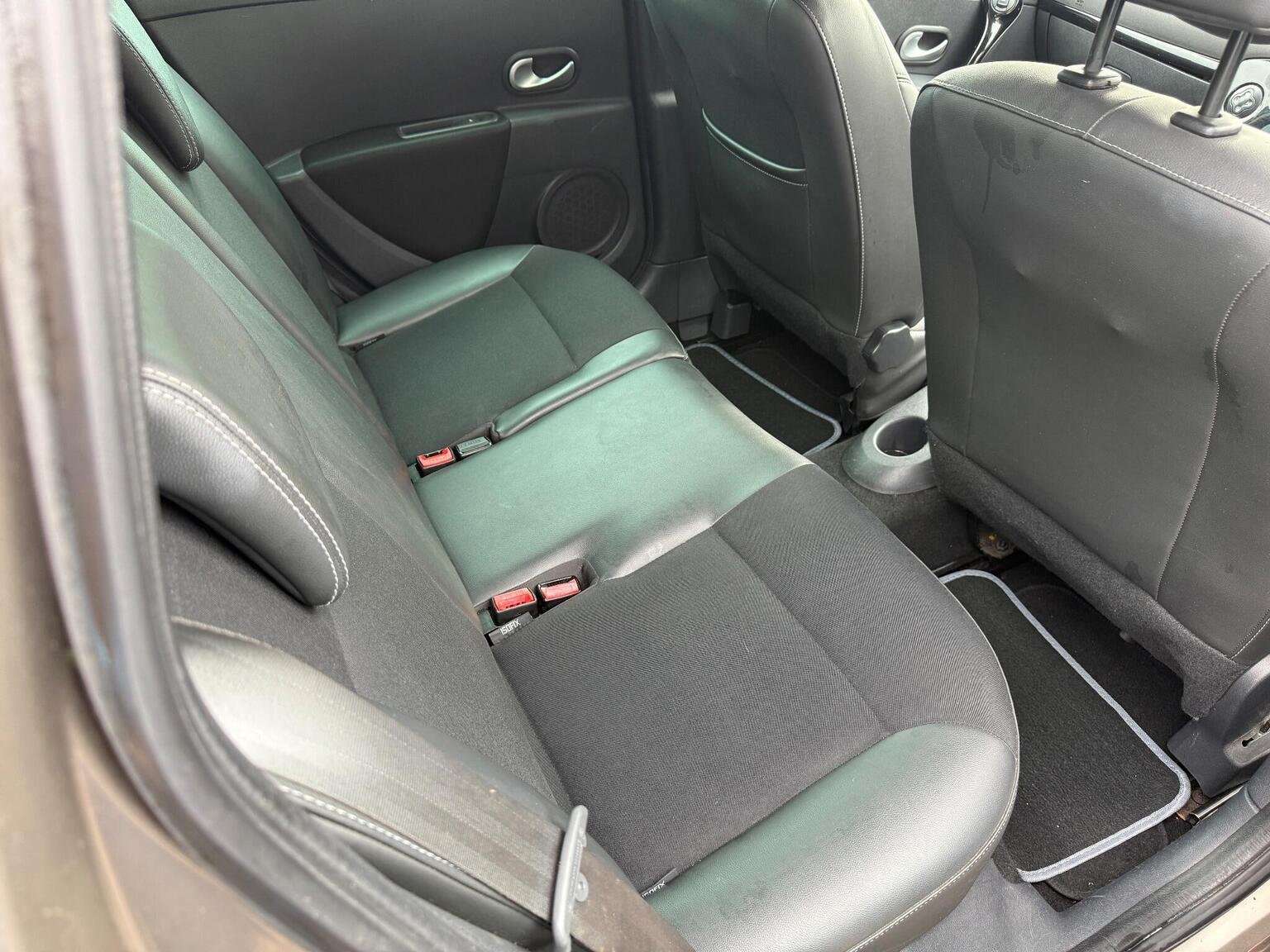 2012 RENAULT CLIO 2012 RENAULT CLIO