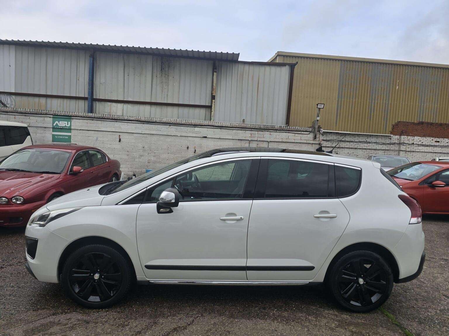 2015 PEUGEOT 3008 2015 PEUGEOT 3008