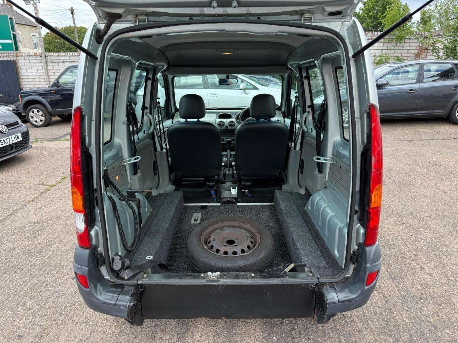 2009 RENAULT KANGOO 2009 RENAULT KANGOO