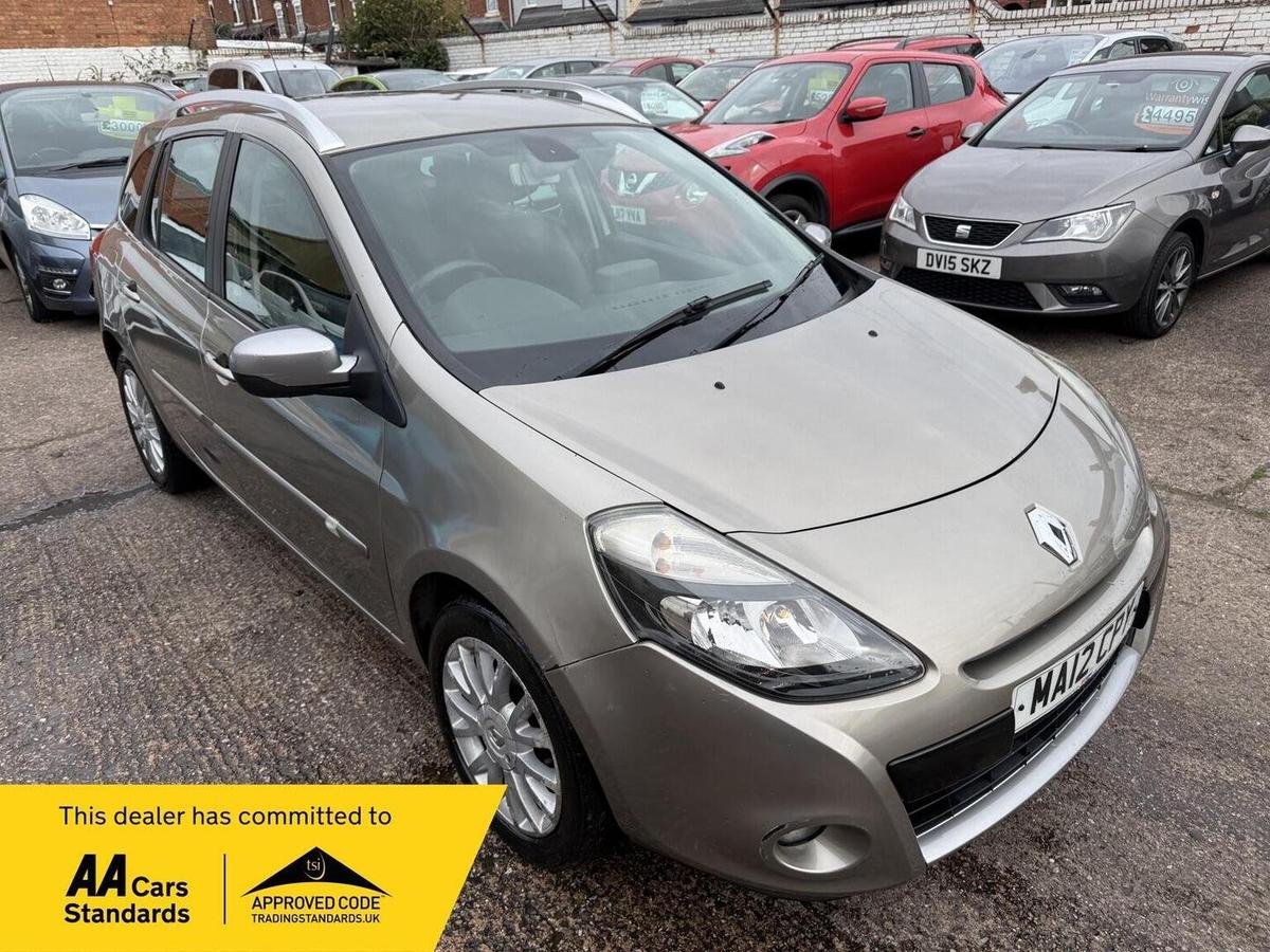 Check out this Renault Clio 2012 Petrol Automatic