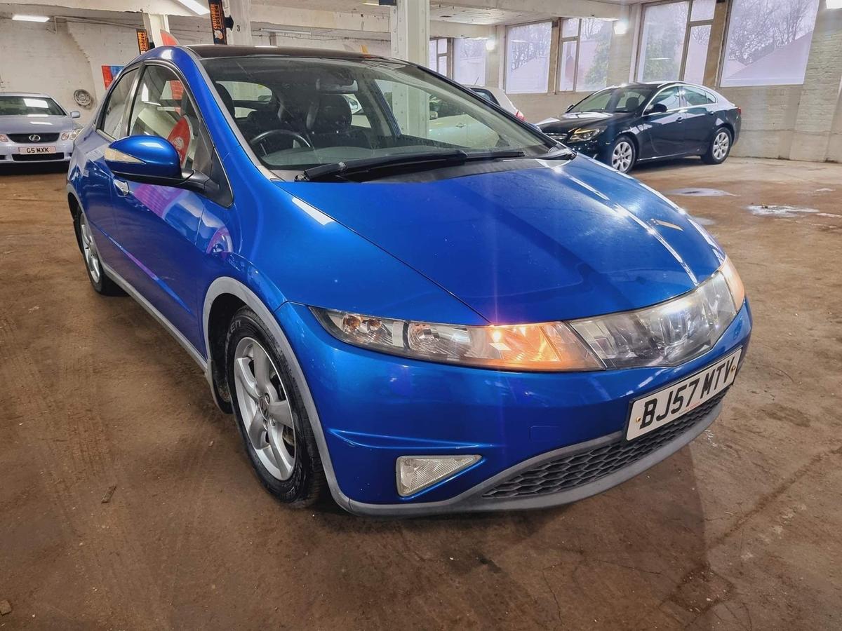 Check out this Honda Civic 2007 Petrol Manual