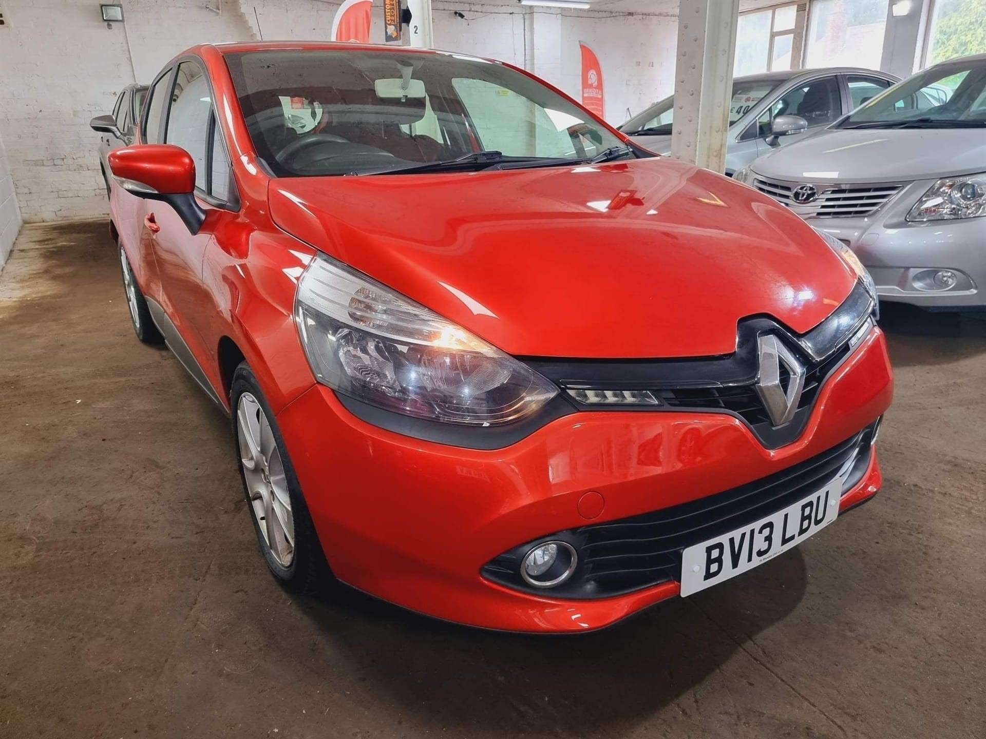 2013 RENAULT CLIO 2013 RENAULT CLIO