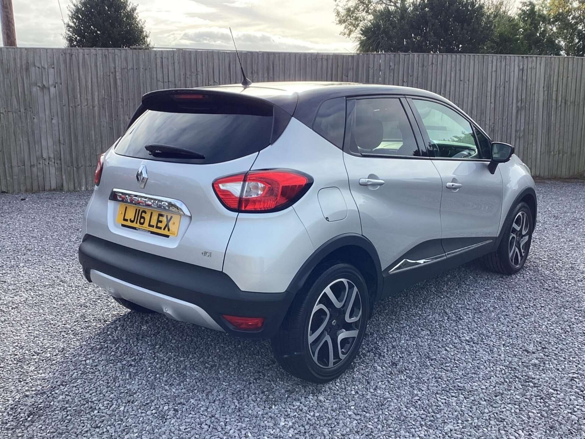 2016 RENAULT CAPTUR 2016 RENAULT CAPTUR