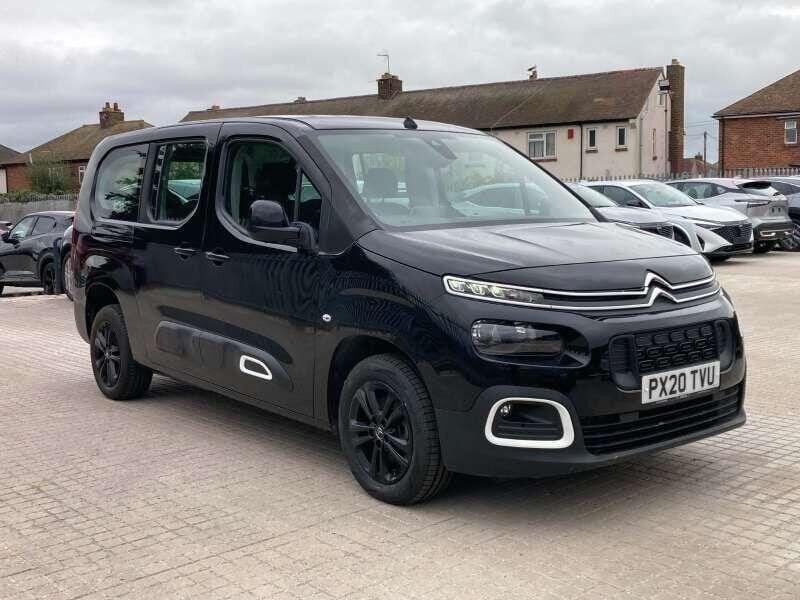 Check out this Citroen Berlingo 2020 Diesel Manual