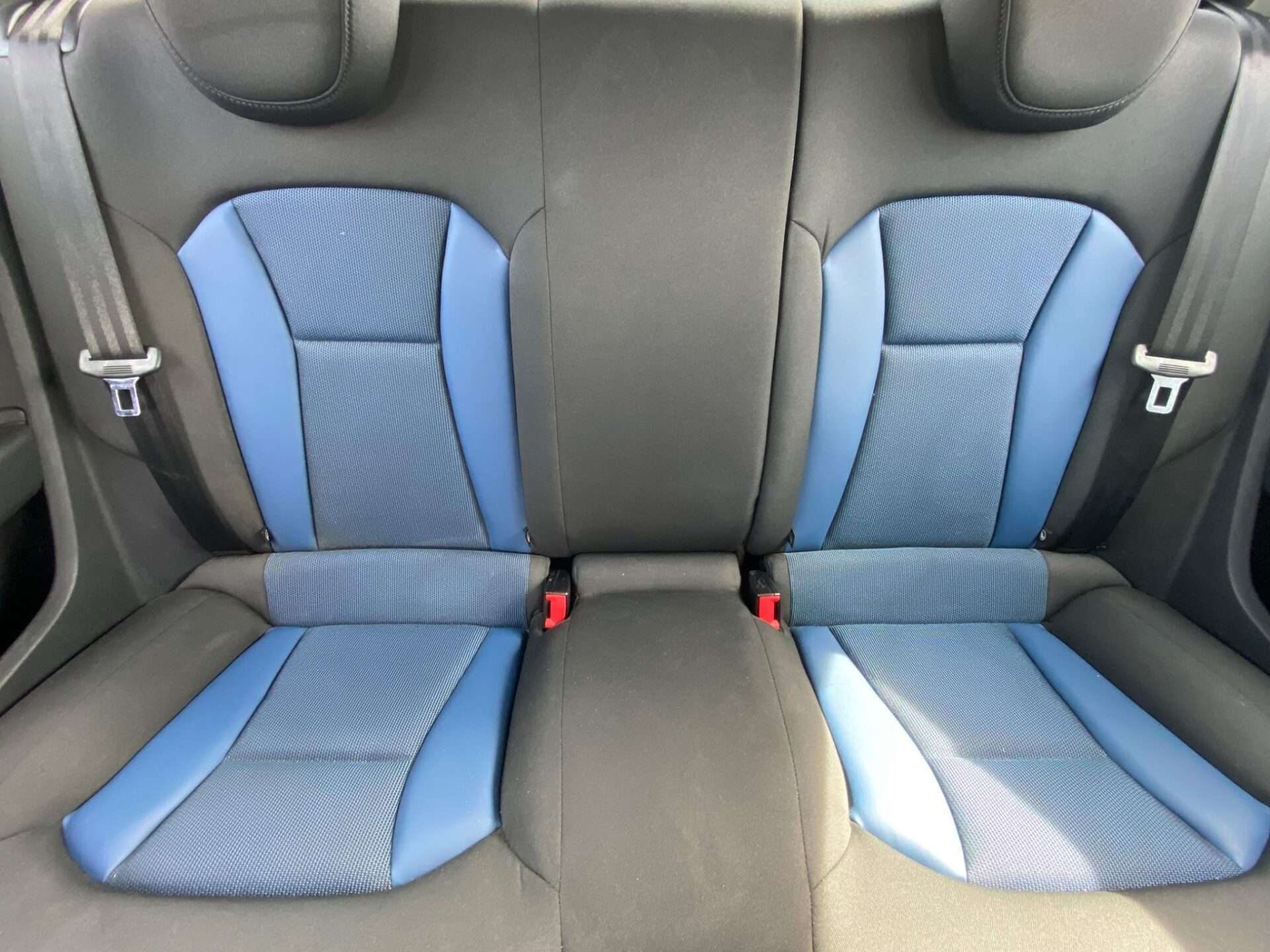 2016 AUDI A1 2016 AUDI A1