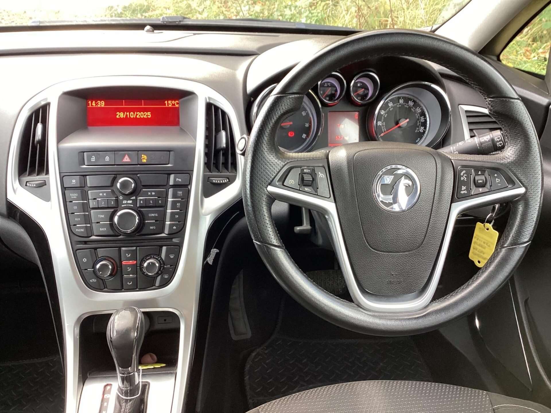 2011 VAUXHALL ASTRA 2011 VAUXHALL ASTRA