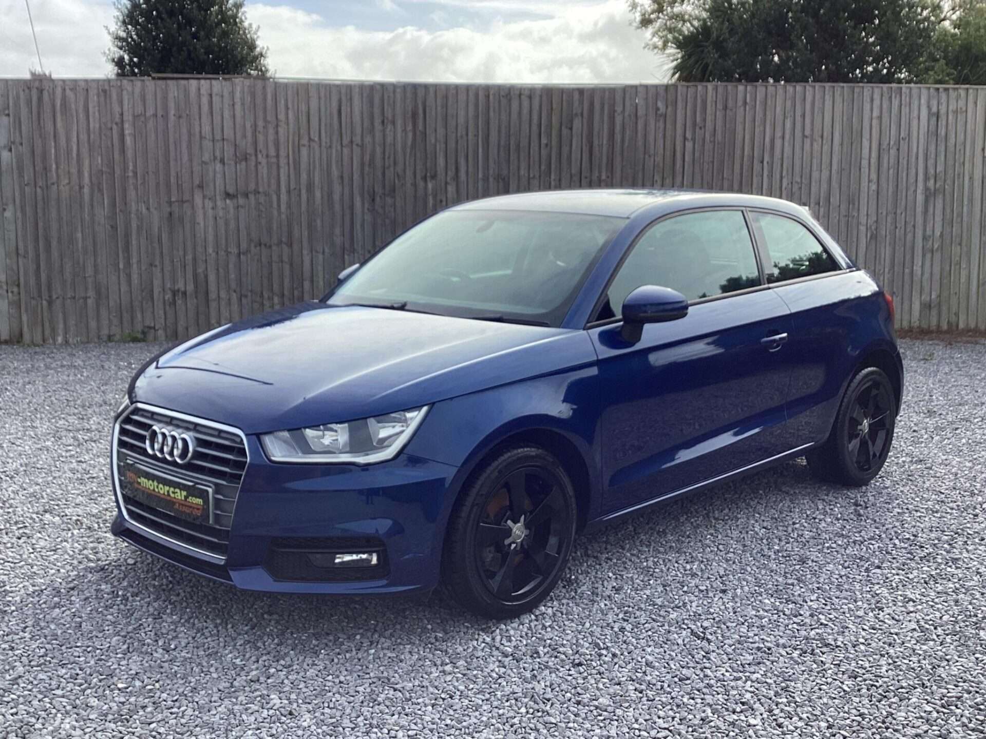 2016 AUDI A1 2016 AUDI A1
