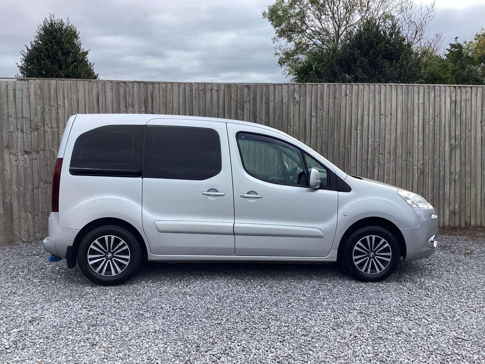 2013 PEUGEOT PARTNER TEPEE 2013 PEUGEOT PARTNER TEPEE