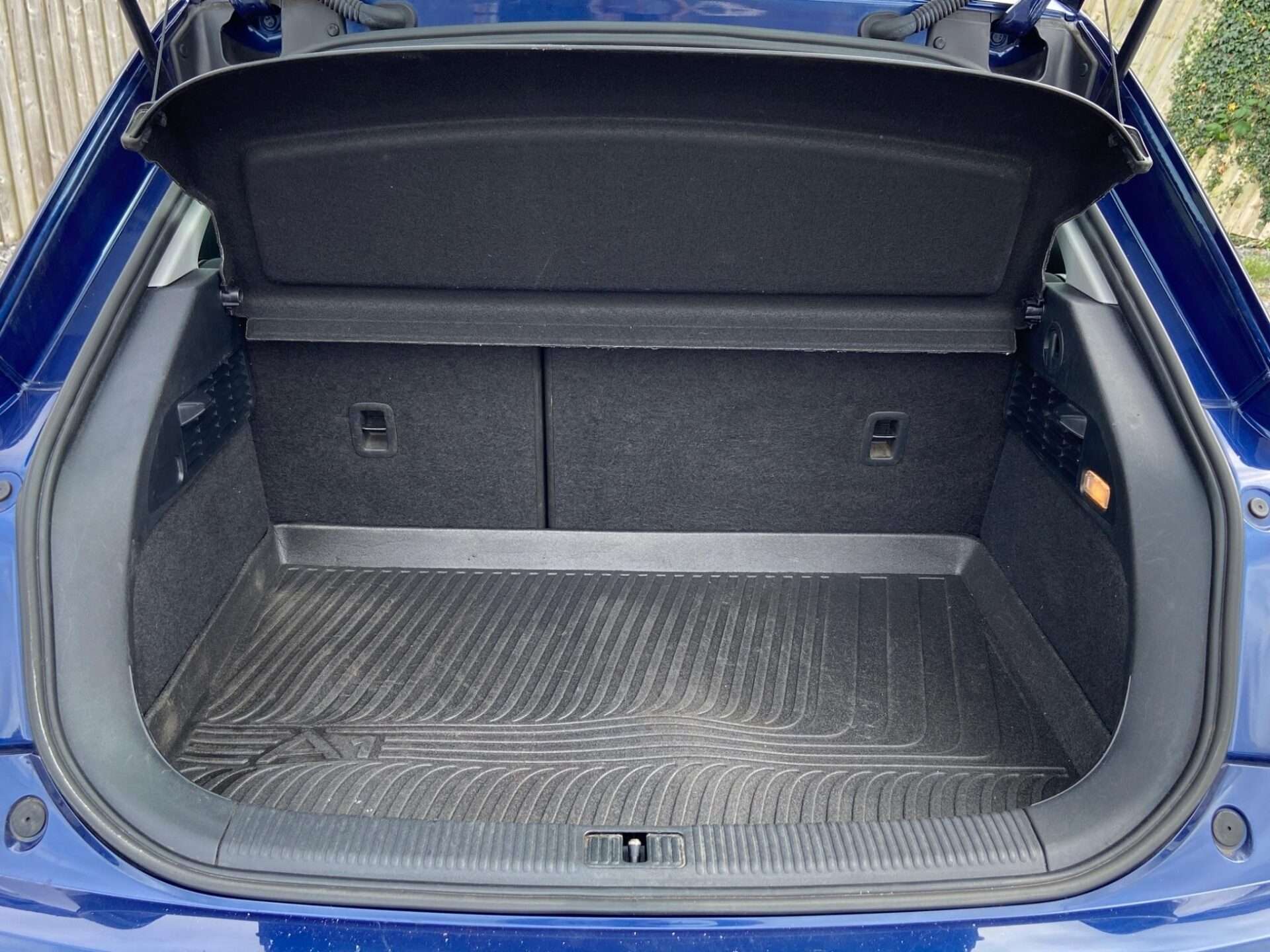 2016 AUDI A1 2016 AUDI A1