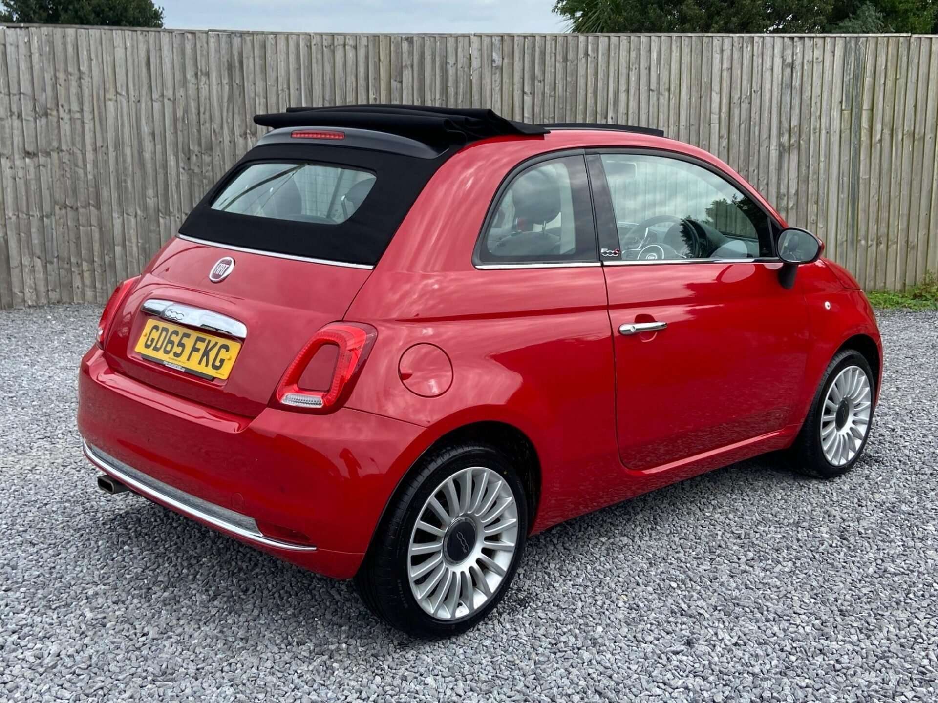 2015 FIAT 500 2015 FIAT 500