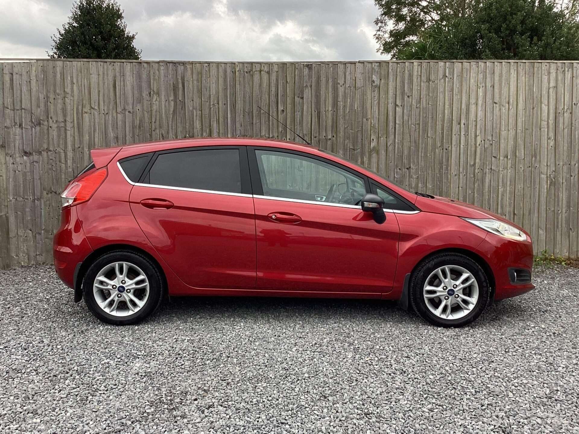 2015 FORD FIESTA 2015 FORD FIESTA