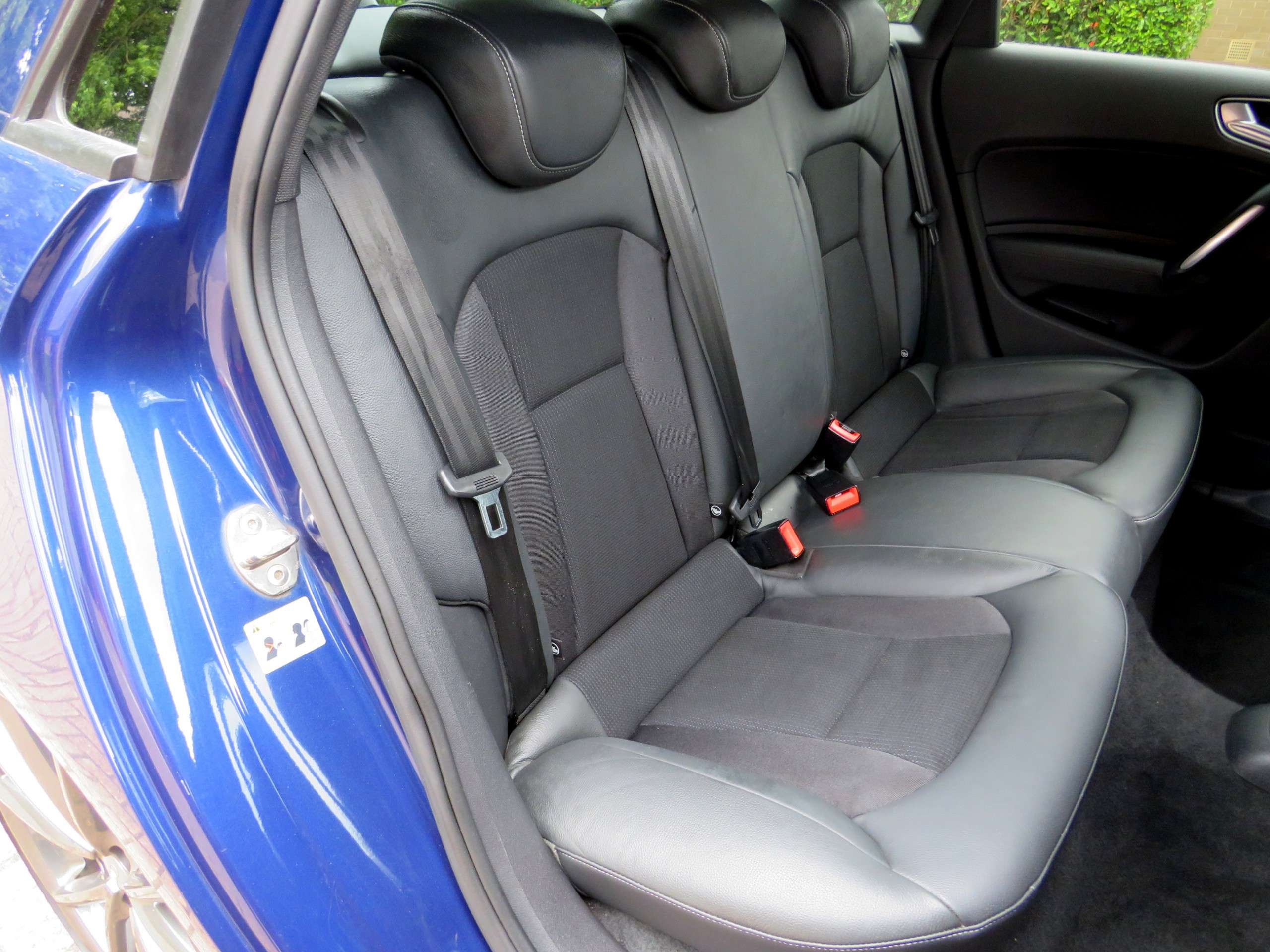 2016 AUDI A1 2016 AUDI A1