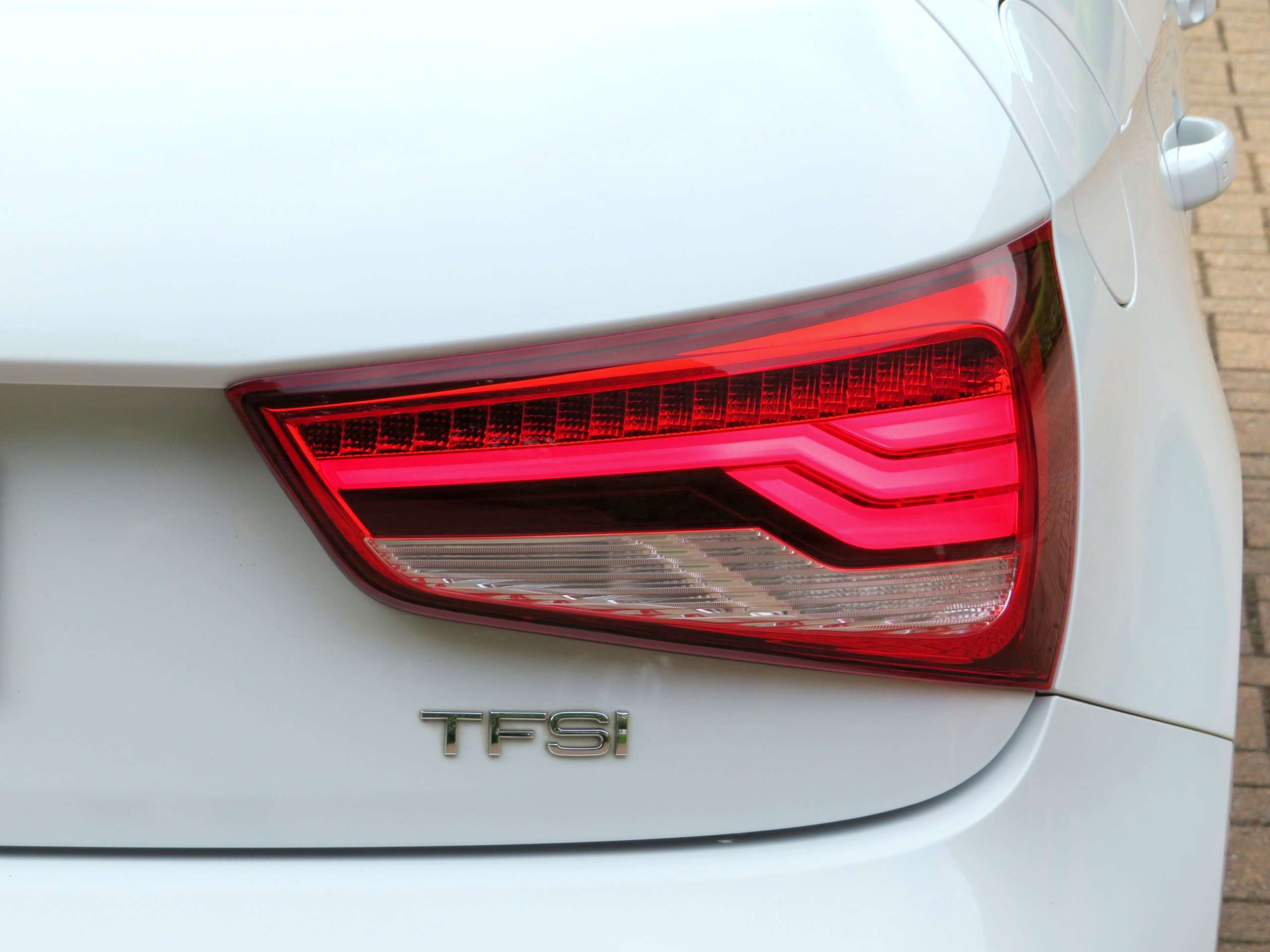 2017 AUDI A1 2017 AUDI A1