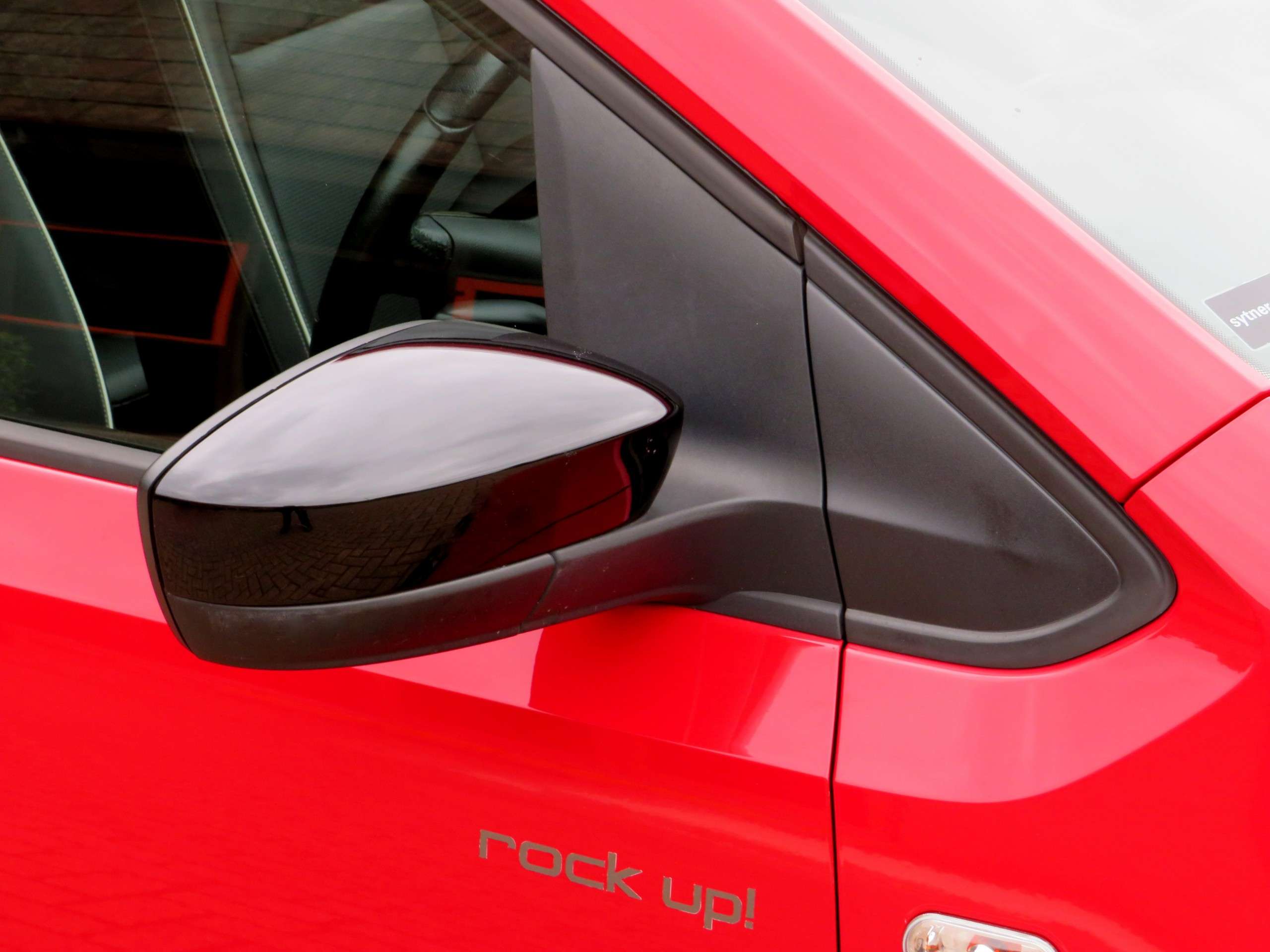 2013 VOLKSWAGEN UP 2013 VOLKSWAGEN UP