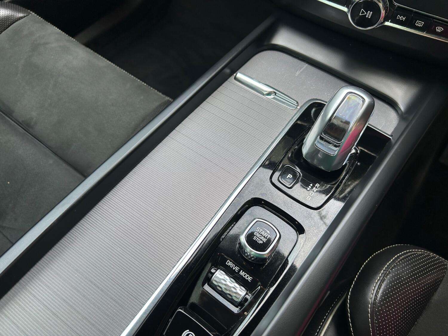 2018 VOLVO XC60 2018 VOLVO XC60