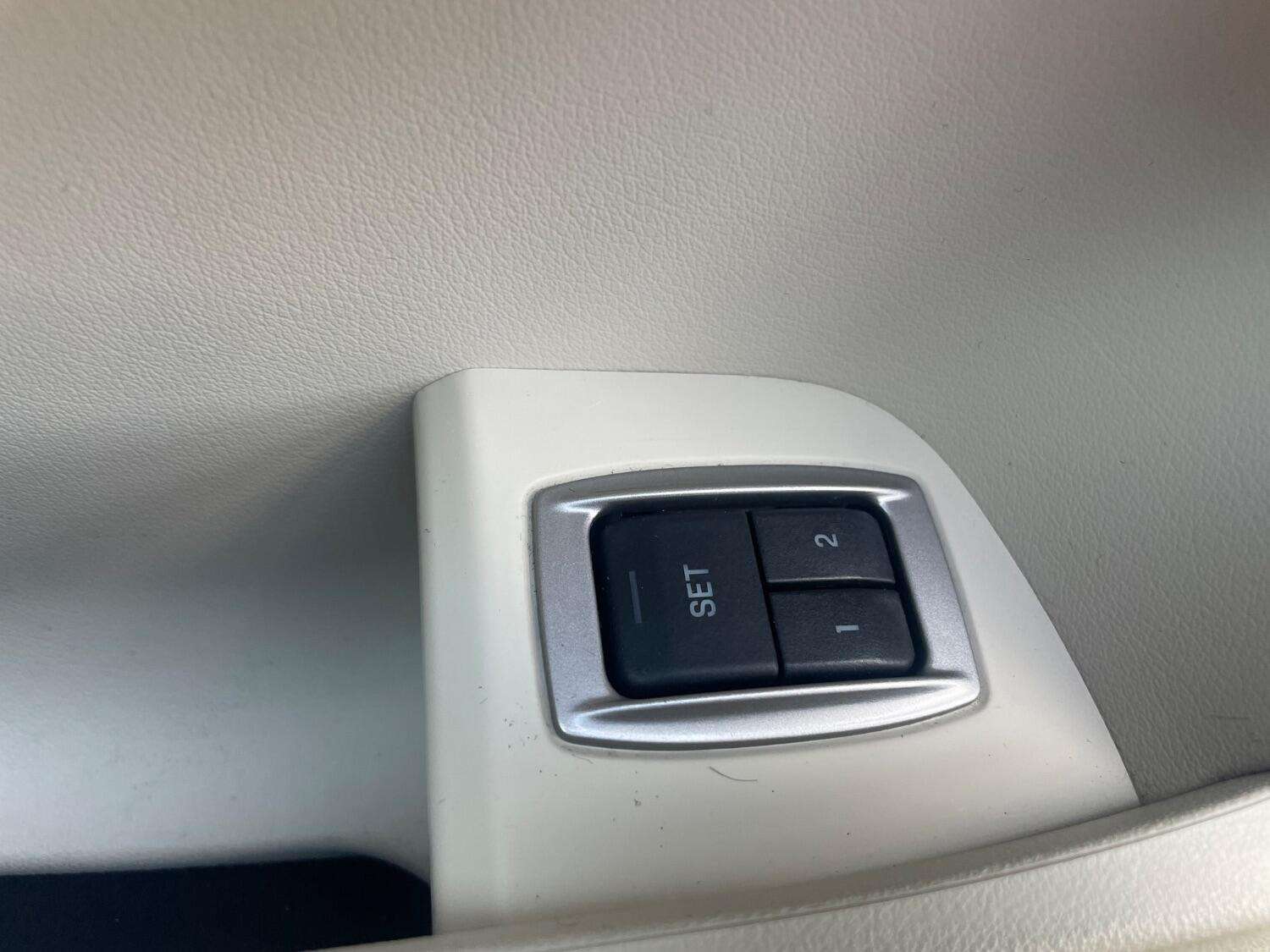 2014 JAGUAR XF 2014 JAGUAR XF