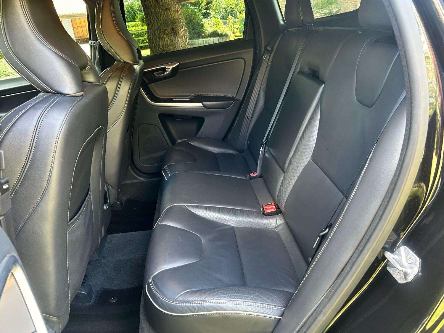 2014 VOLVO XC60 2014 VOLVO XC60