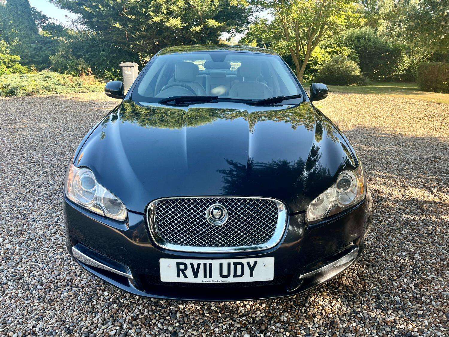 2011 JAGUAR XF 2011 JAGUAR XF