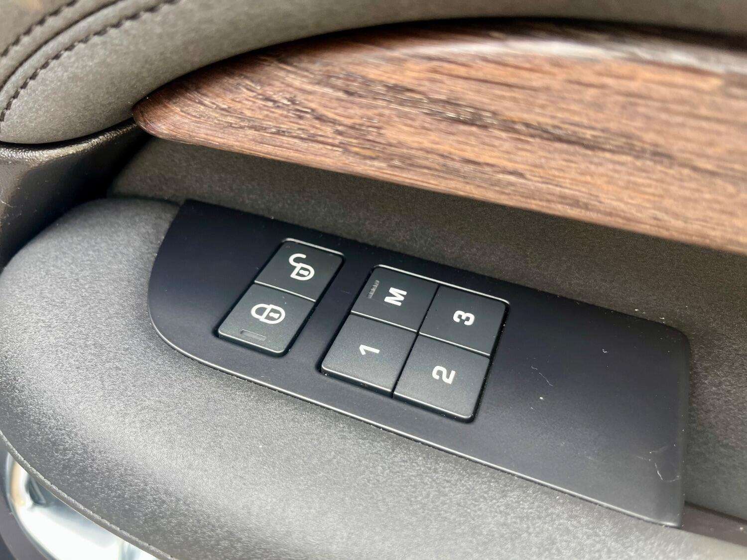 2017 LAND ROVER DISCOVERY 2017 LAND ROVER DISCOVERY