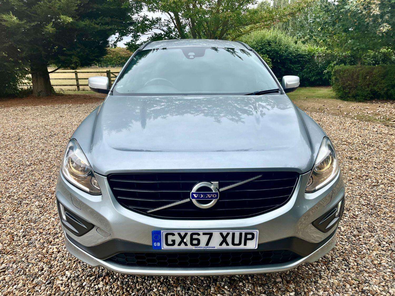 2017 VOLVO XC60 2017 VOLVO XC60