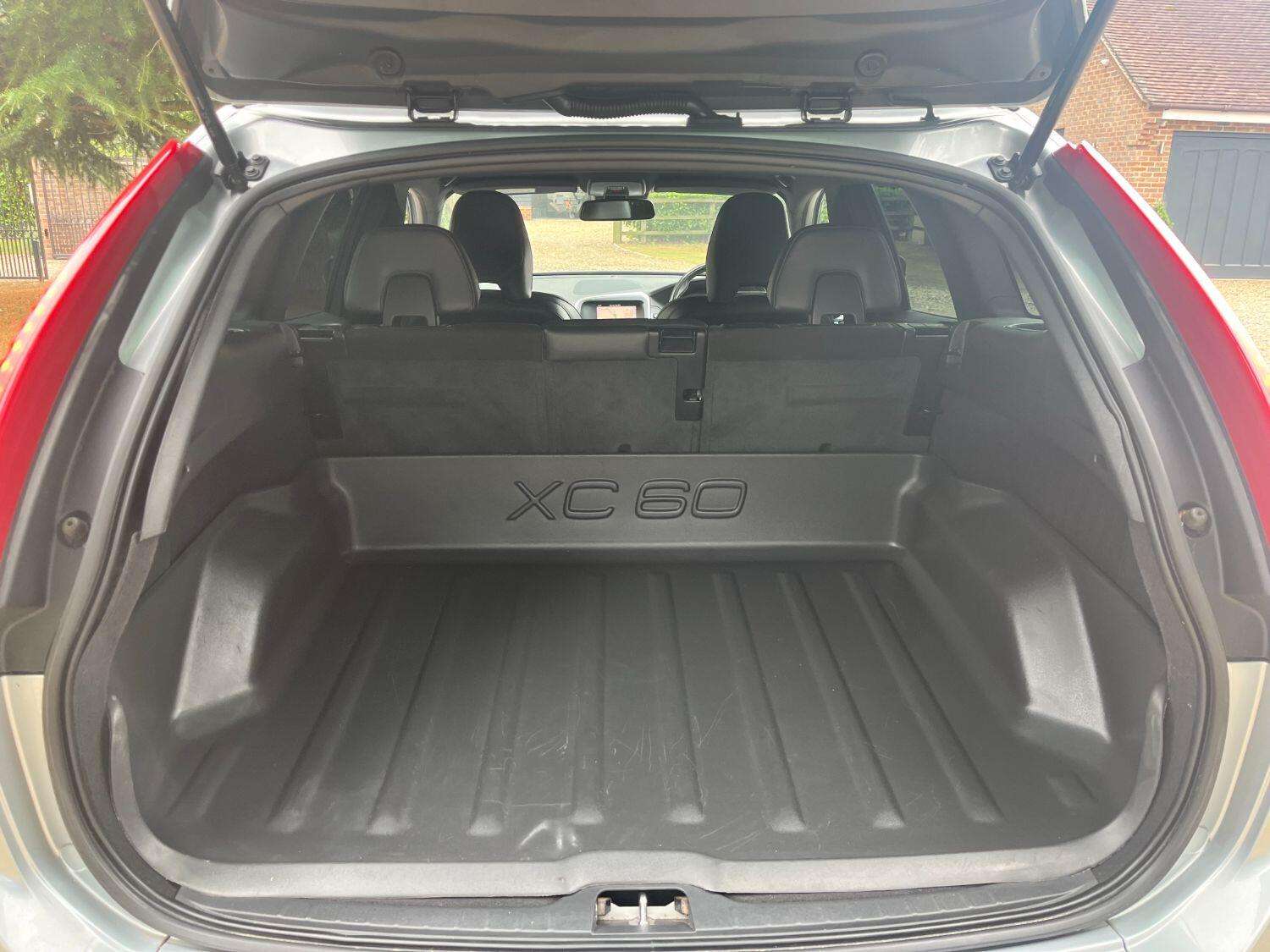 2017 VOLVO XC60 2017 VOLVO XC60