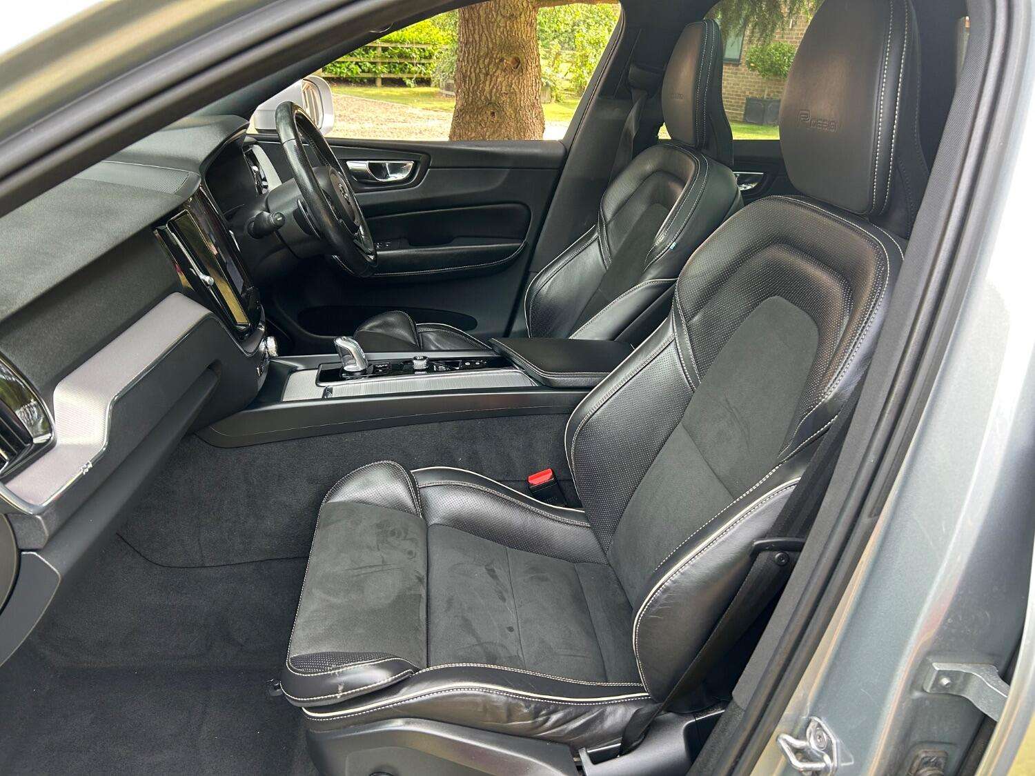 2018 VOLVO XC60 2018 VOLVO XC60